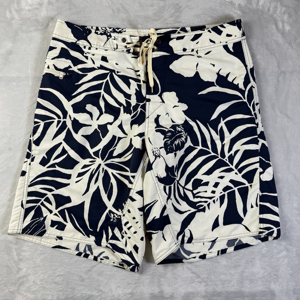 Patagonia Wavefarer Board Shorts Men's 34 Blue/White Summer Vacation Unlined